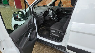 Ford-Transit Connect-4